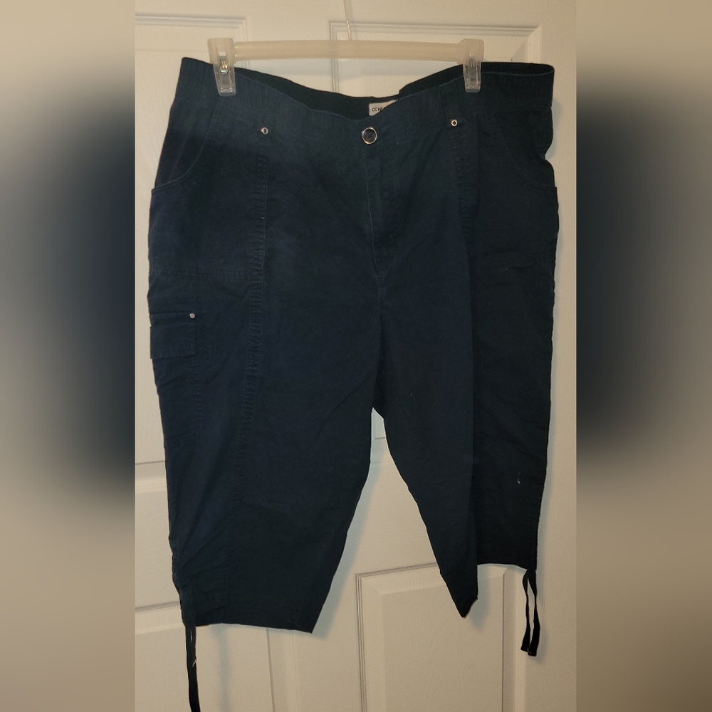 Capris - Picture 1 of 3